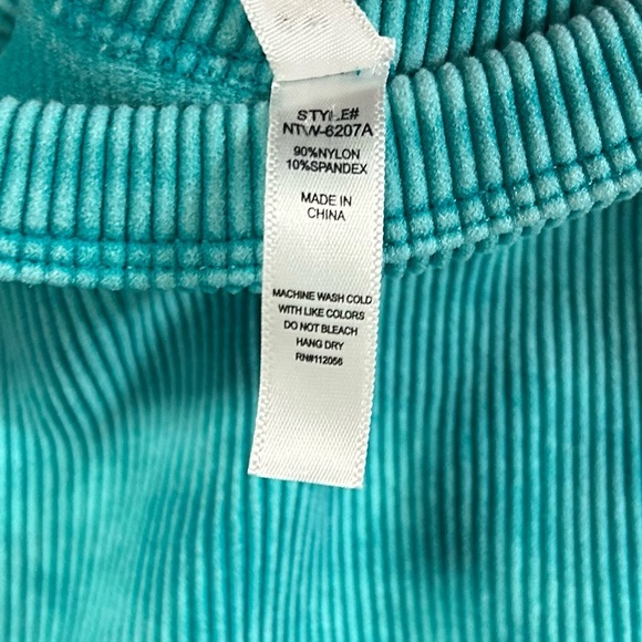 Zenana Tank - Picture 4 of 4